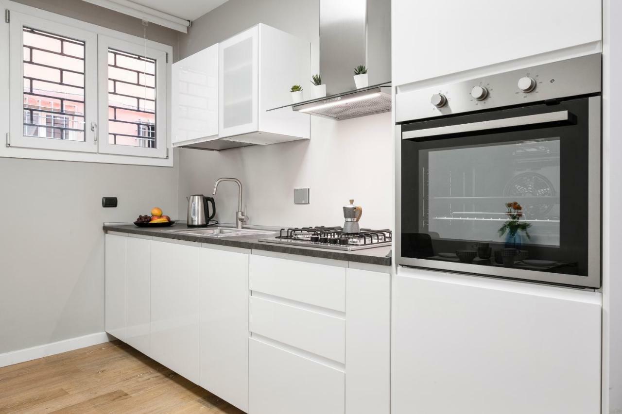 Duplex Luxurious Apt In The Heart Of Bologna Bagian luar foto